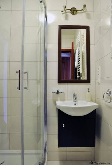 Фото номера Стандартный одноместный номер Отели типа «постель и завтрак» Villa MB г. Августов 4