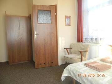 Фото номера Трехместный номер Отели типа «постель и завтрак» Stary Dom B&amp;B г. Августов 12