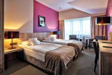 Фото номера Двухместный номер с 2 отдельными кроватями Отель Hotel Wojciech г. Августов 17