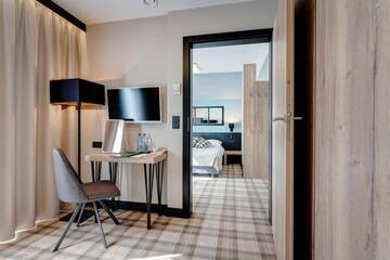 Фото номера Двухместный номер с 2 отдельными кроватями Отель Hotel Wojciech г. Августов 28